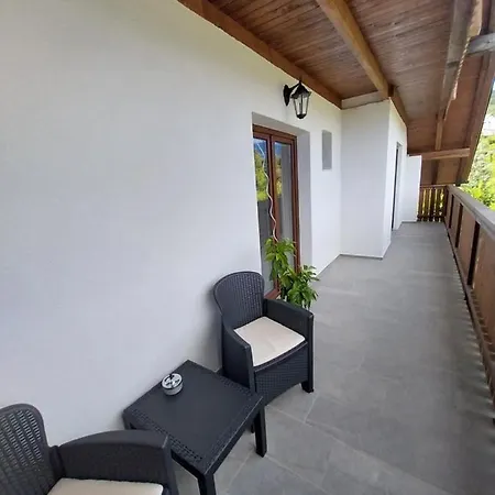 At Klemen Zgornje Gorje