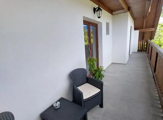 At Klemen Zgornje Gorje