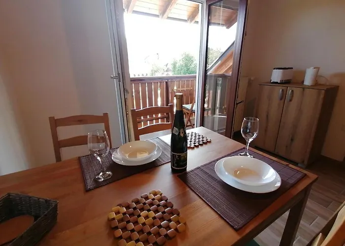 At Klemen Apartamento *